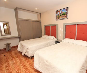 Habitación 32 - 2 camas dobles