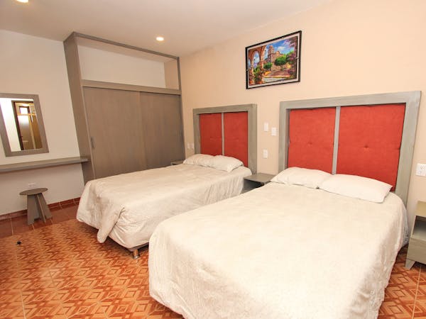 Habitación 32 - 2 camas dobles