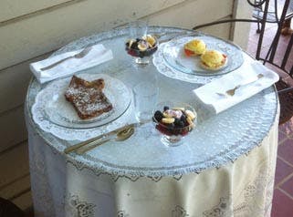 Gourmet dining on the veranda