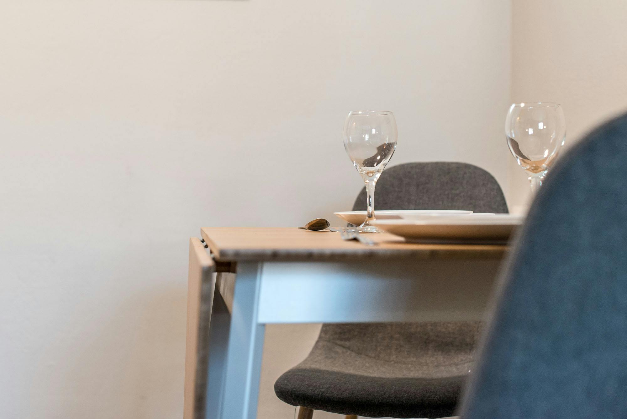 Intimate dining Coastal Suites Resort Northern MI