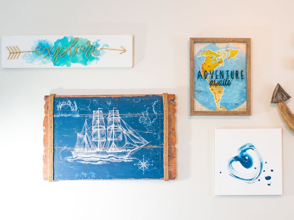 Decorative artwork Coastal Suites Resort