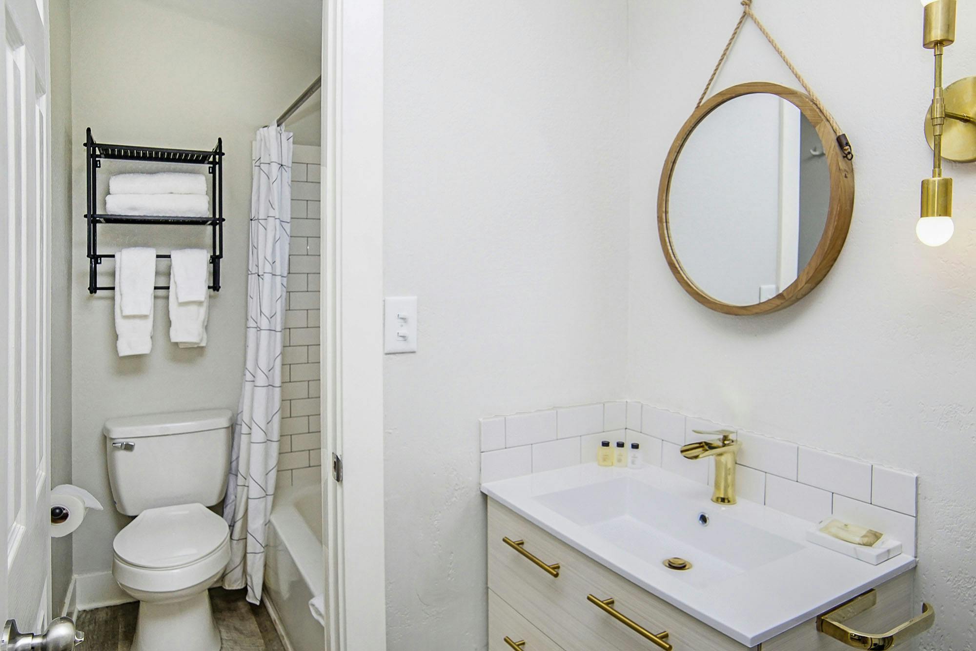 Luxury hotel bathroom Coastal Suites Resort