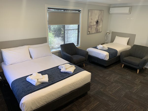 Triple Studio Apartment