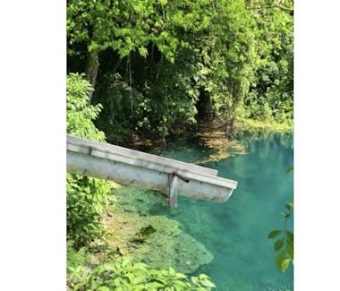 Matevulu Blue Hole