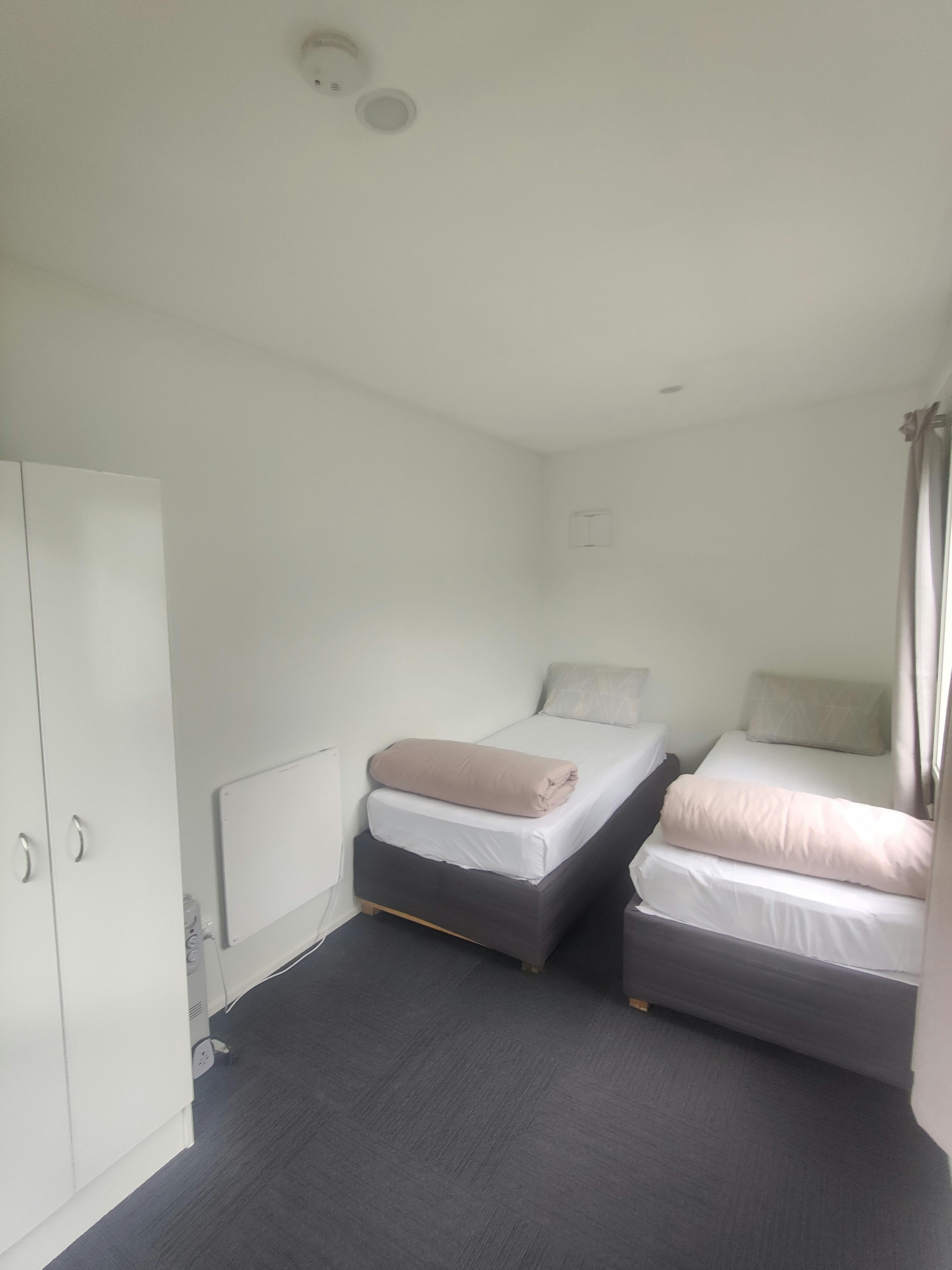 Twin, single or double rooms at QBox Campground Queenstown