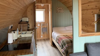 Glamping Pod (en-suite)