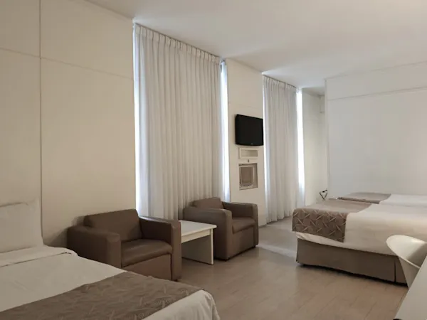Quarto Triplo Twin