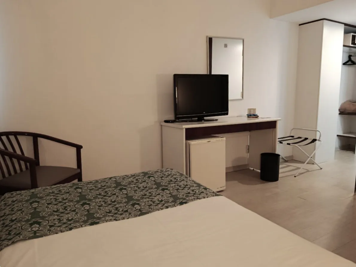 Quarto Executivo Single