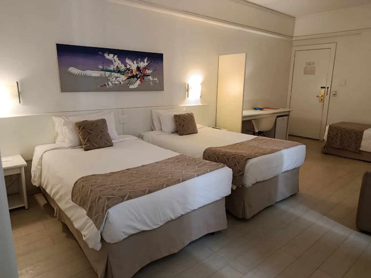 Quarto Triplo Twin