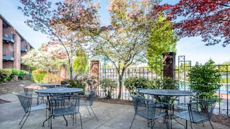 Century Hotel, Lakeside patio, Tualatin, Oregon