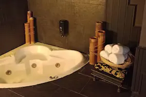 Detalle jacuzzi Kioto