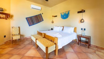 KING ROOM WITH SEA VIEW