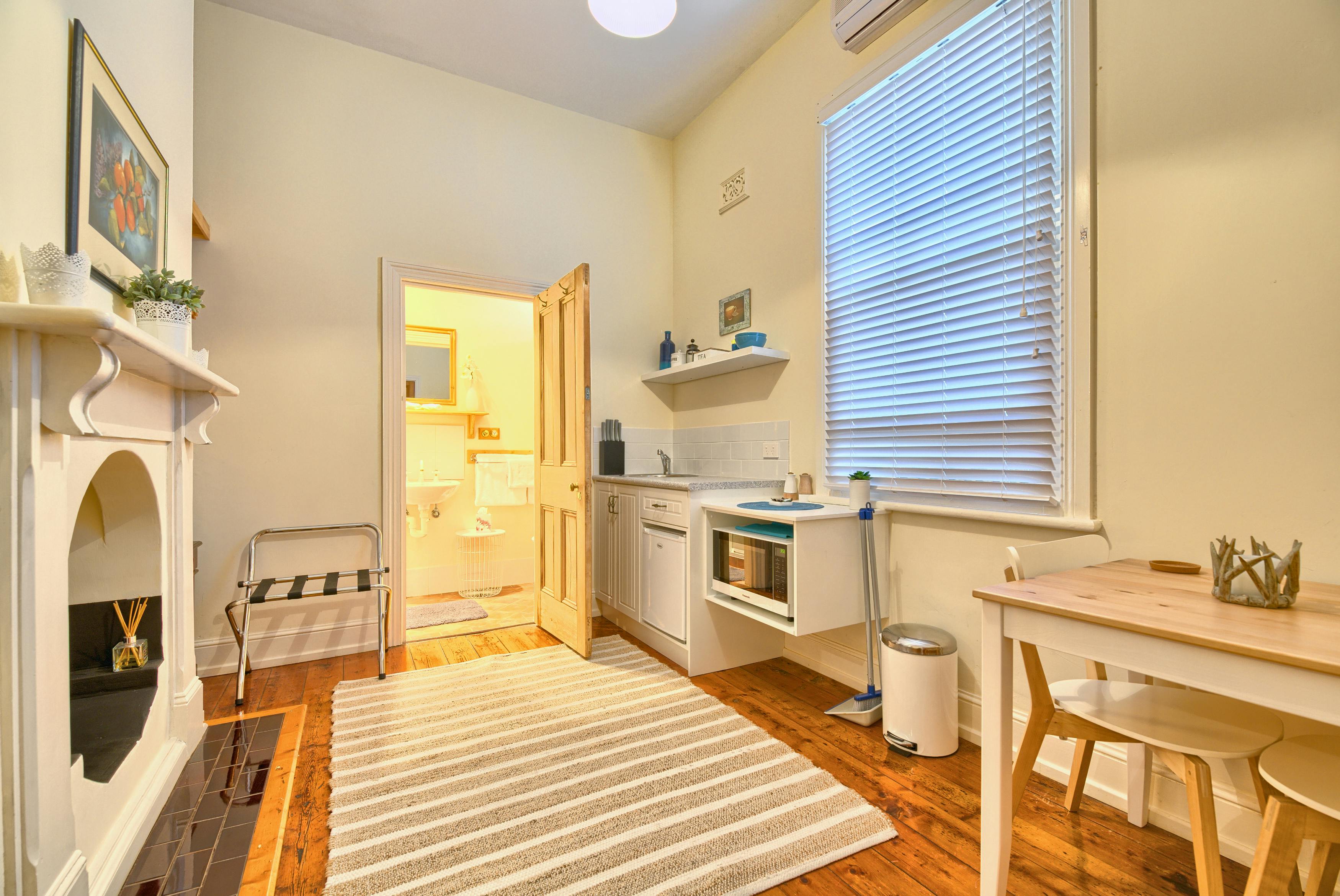 Suite 2 Kitchenette and Bathroom