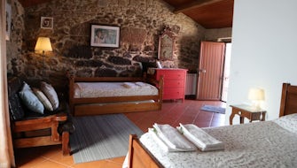 Quarto Urze - Quadruple Superior Room