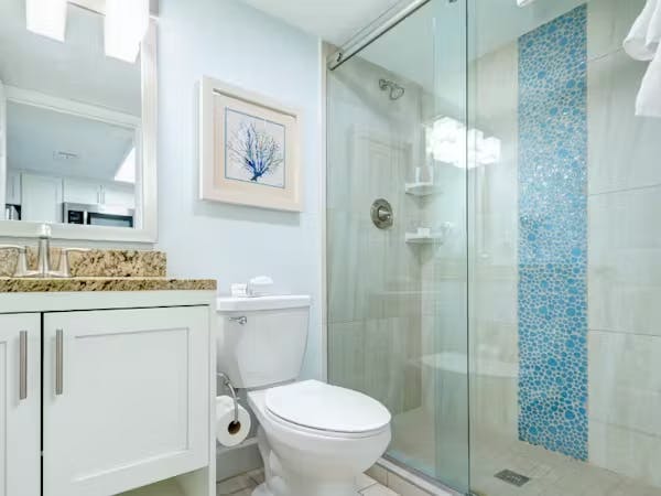 Grand Seas Resort - Daytona Beach, FL, beach resort w/ spacious accommodations, living area, kitchen, & oceanfront views.