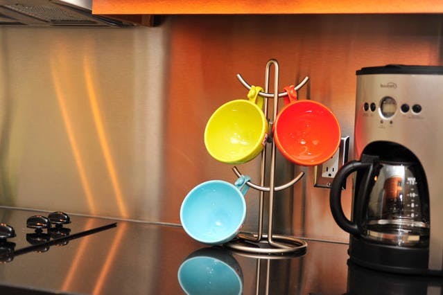 Yonge Suites One Bedroom Suite Fully Equipped Kitchen