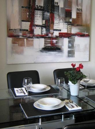 Yonge Suites Deluxe Split Level 2 Bedroom Penthouse H Dining Room