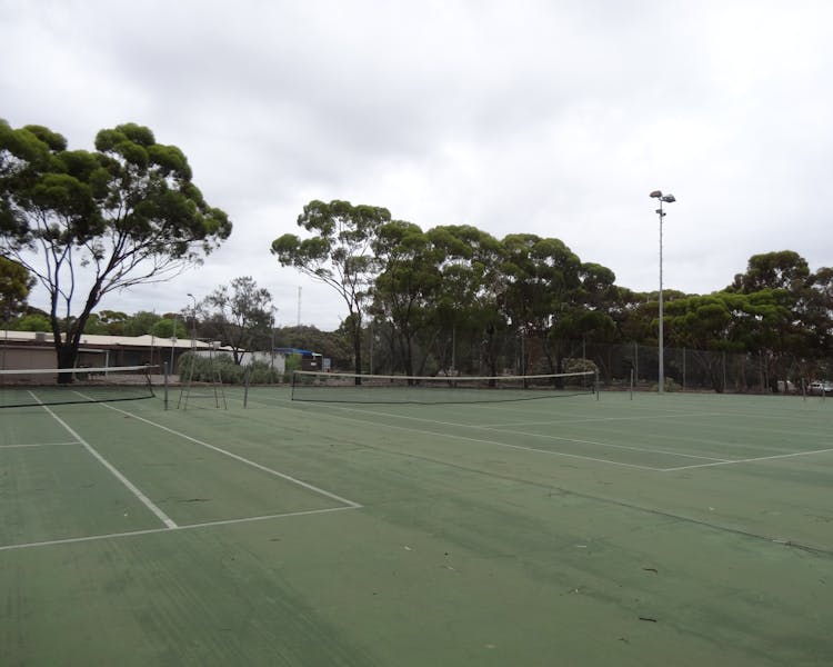 Tennis Courts, Leigh Creek Outback Resort, Flinders Ranges accommodation