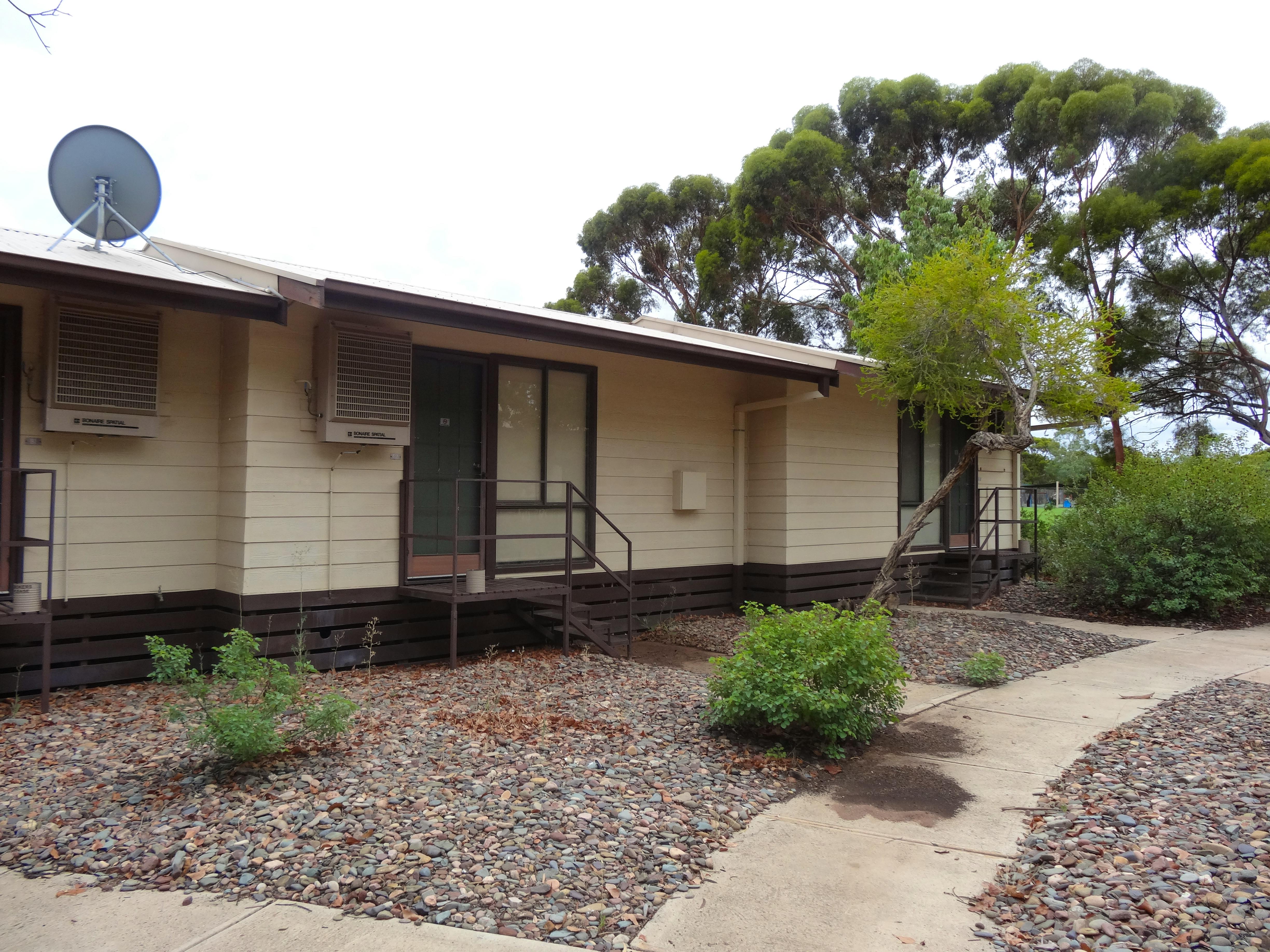 Cabin Leigh Creek Outback Resort