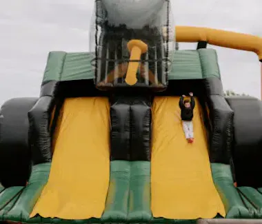 Bayeux Aventure - loisirs - Parc structures gonflables