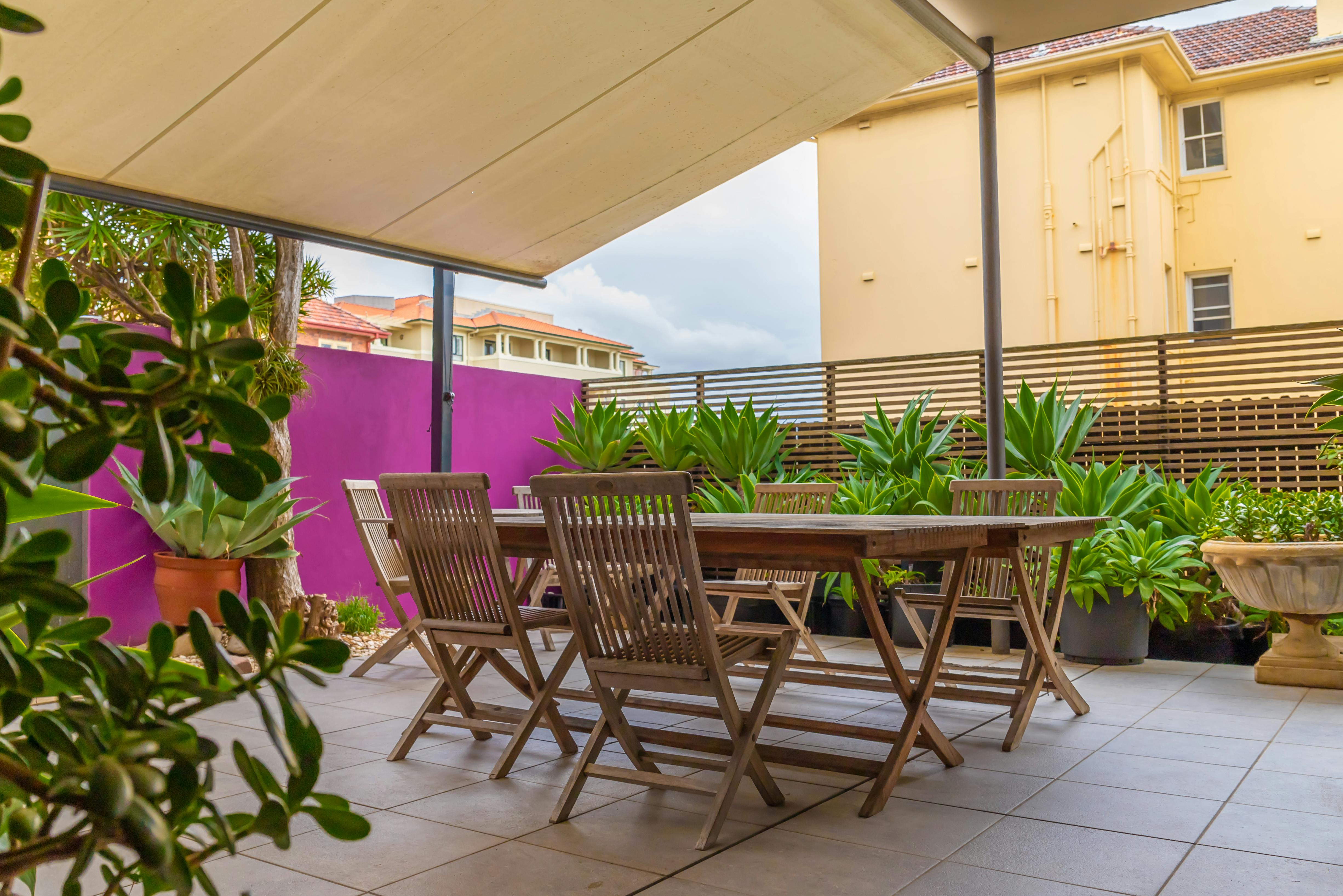 Co-living areas in Dive Hotel