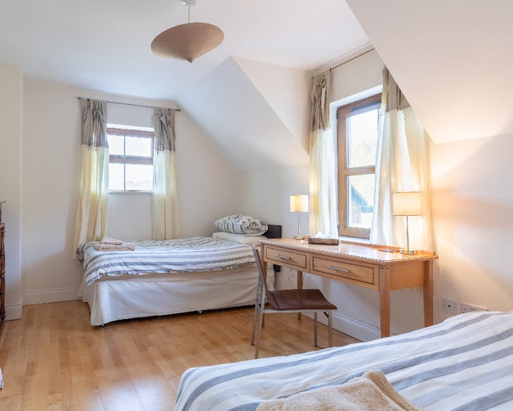 Twin Room at Álaind Lodges B&B Sneem accommodation