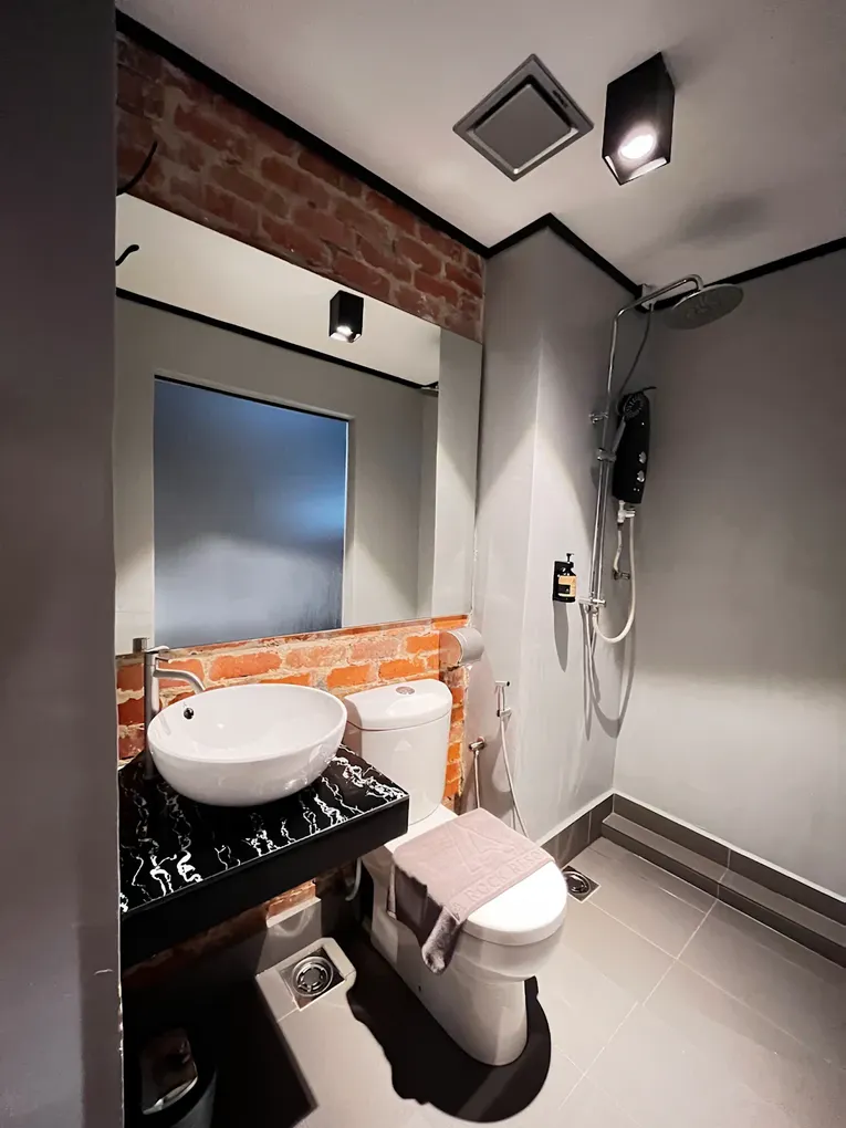 a_coral_reefs_resort_langkawi_bathroom