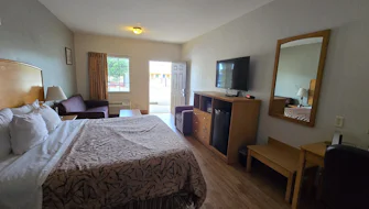 1 King Bed Accessible, Non-Smoking
