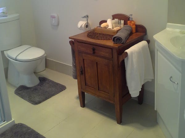 River Room Ensuite hillsidebedandbreakfasthuonvalley.com