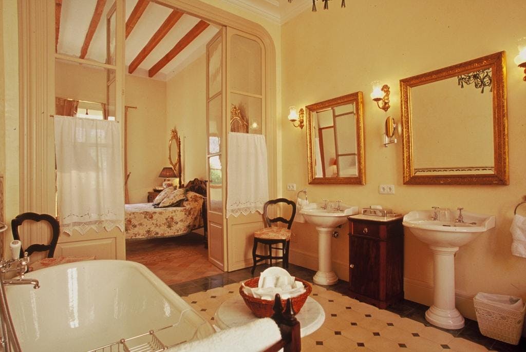 The free standing roll top bath and twin sinks within the Tramuntana Suite at Salvia