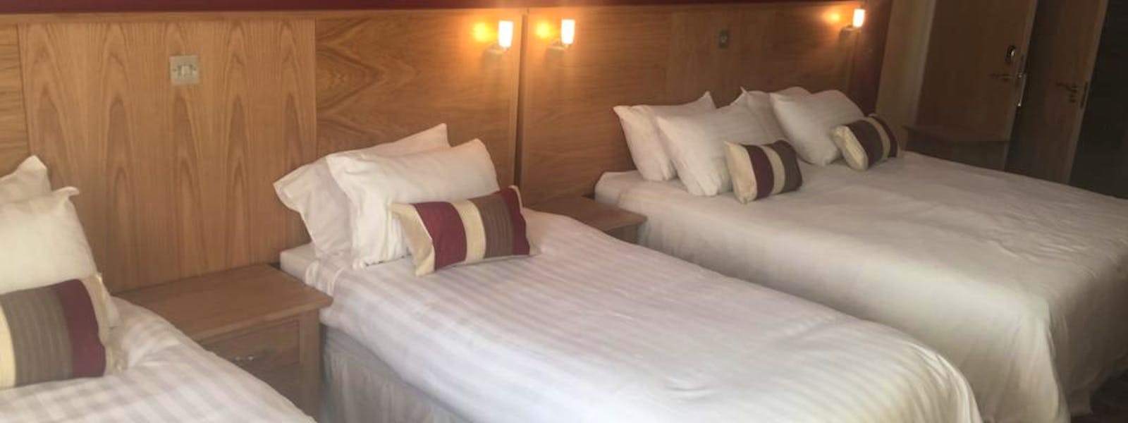 Deluxe Family Rooms