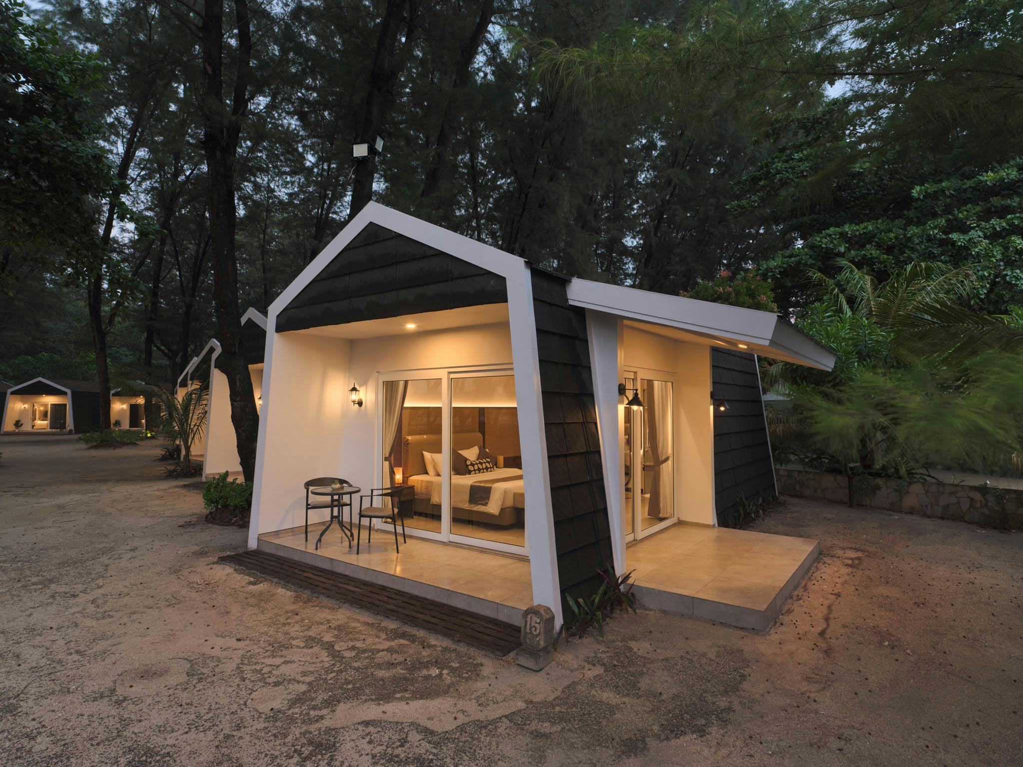 Exterior of cabin at Batumera Pulau Payung in Thousand Islands