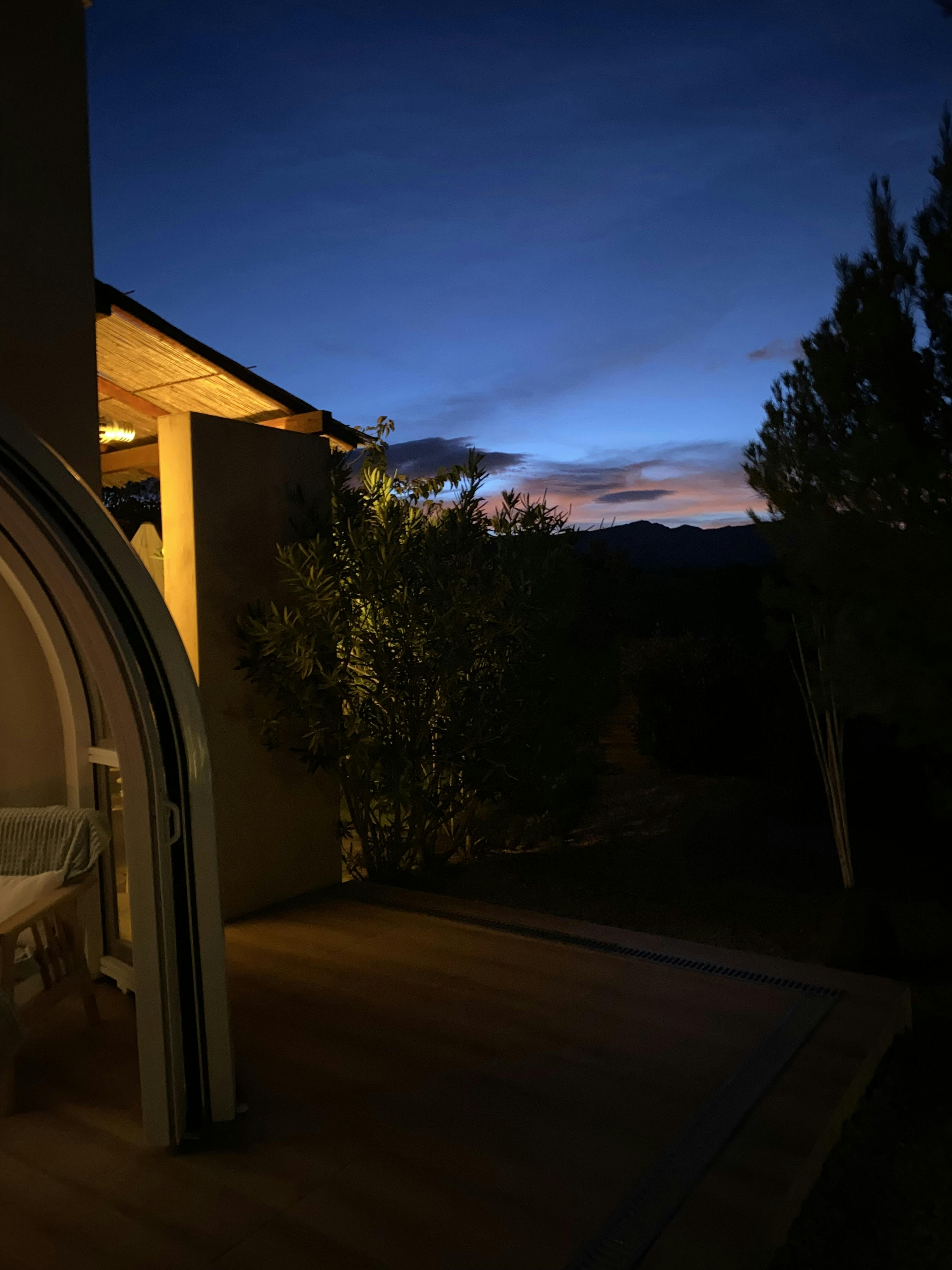 Suite Agua Esfera jardín privado