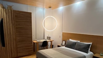 Deluxe Boutique Room 100