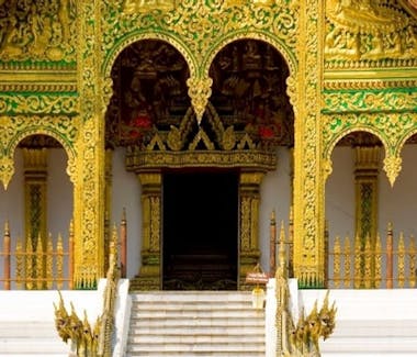 Wat Xiengthong Luang Prabang monks