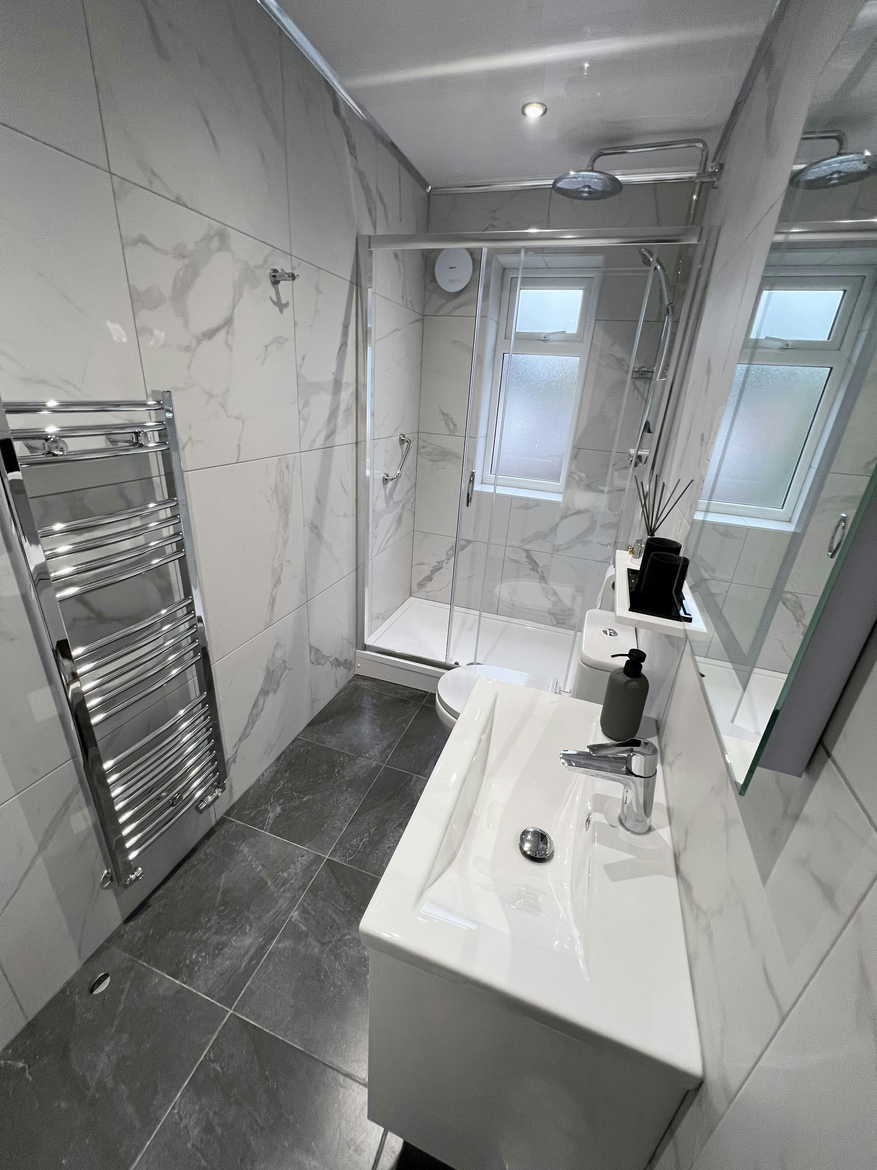 United Home B&B guest bathroom ensuite