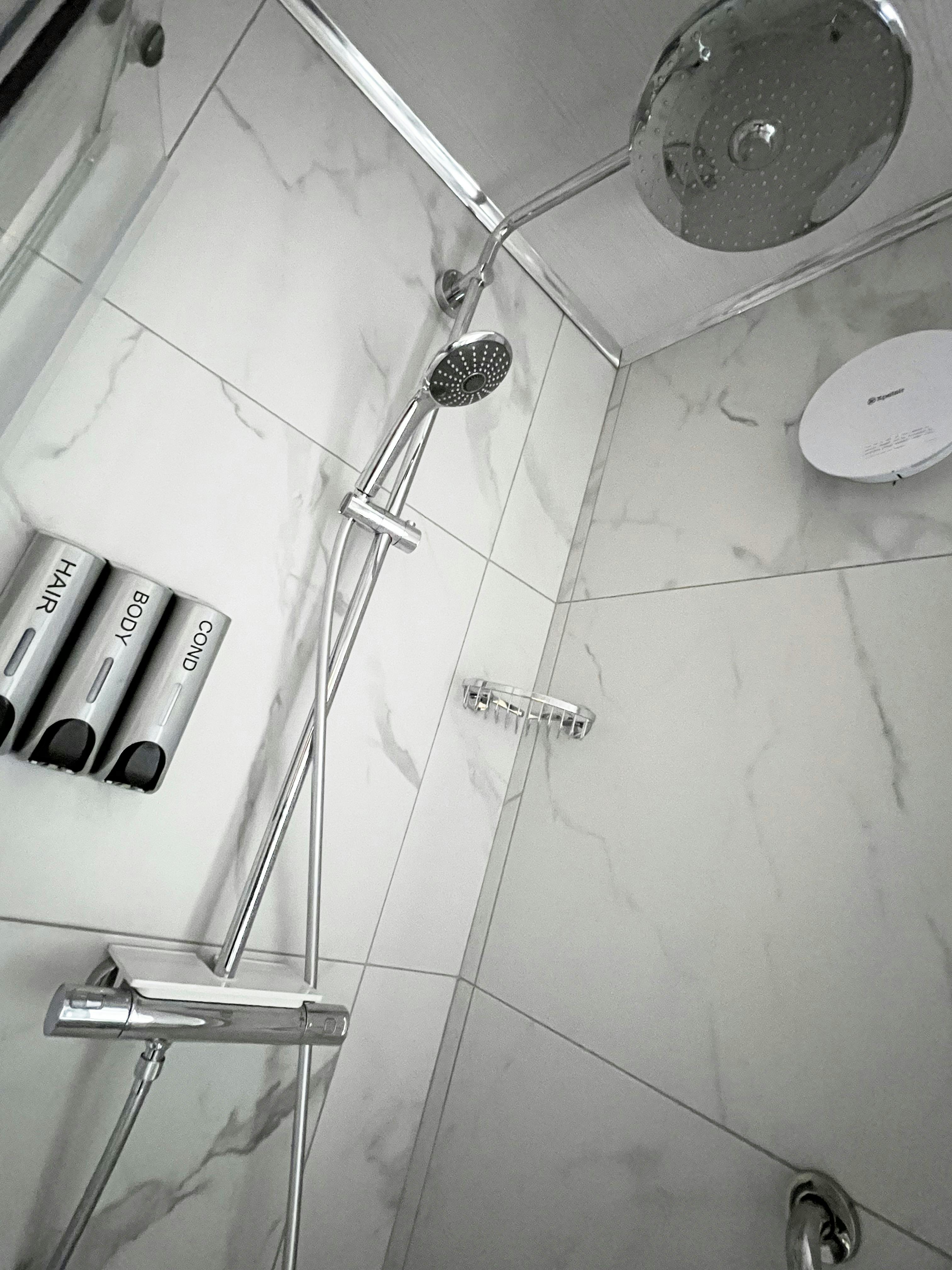 United Home B&B guest bathroom ensuite