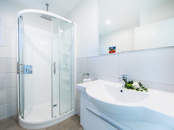 Garden Studio Bathroom