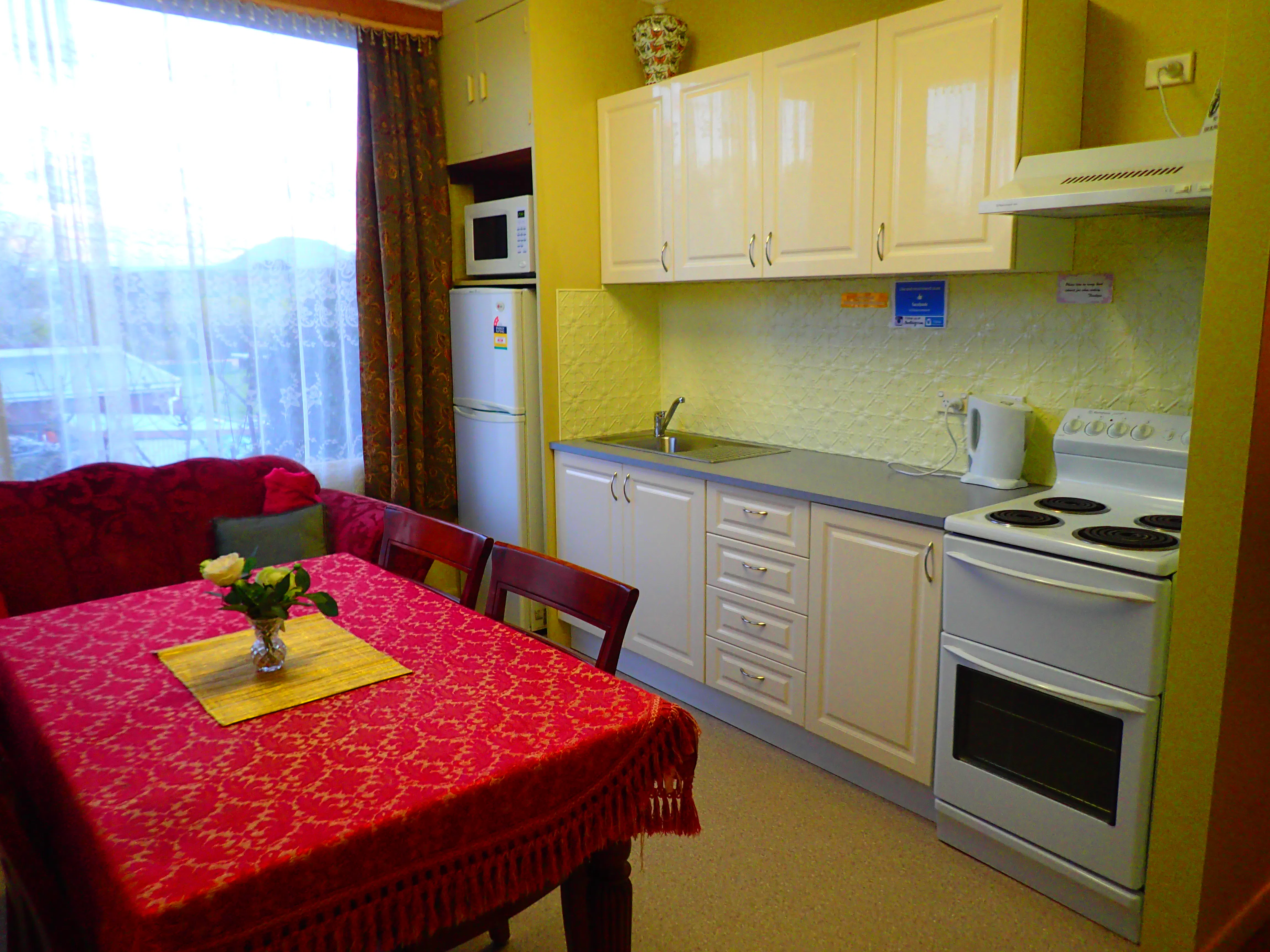 Well equipped Full Kitchen.A great place to stay while at Historic Blakes Manor.