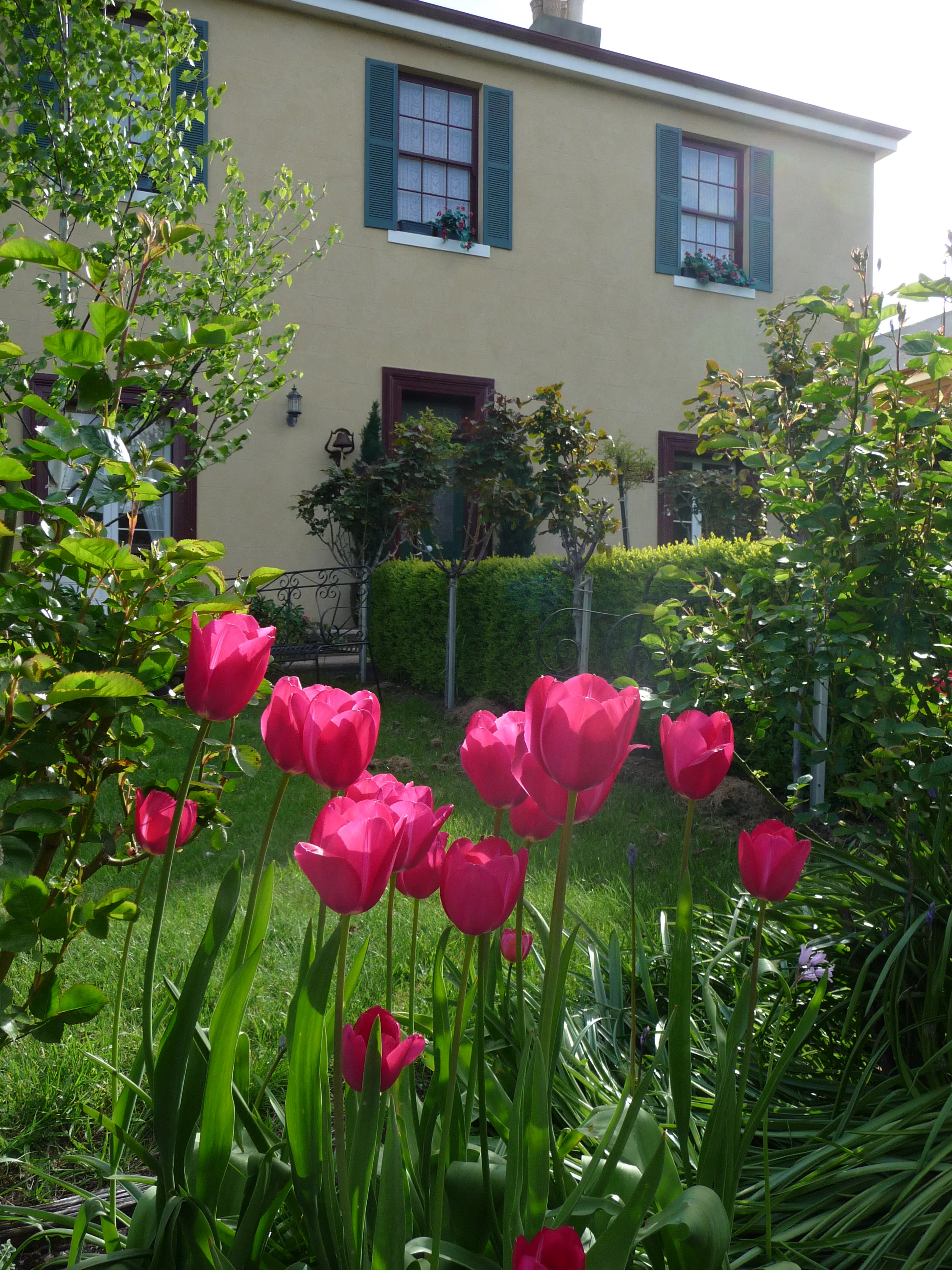 The beauty and charm of Historic Blakes Manor. Deloraine Tasmania.