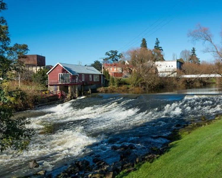Meander River Deloraine. A great place to see while staying at Historic Blakes Manor