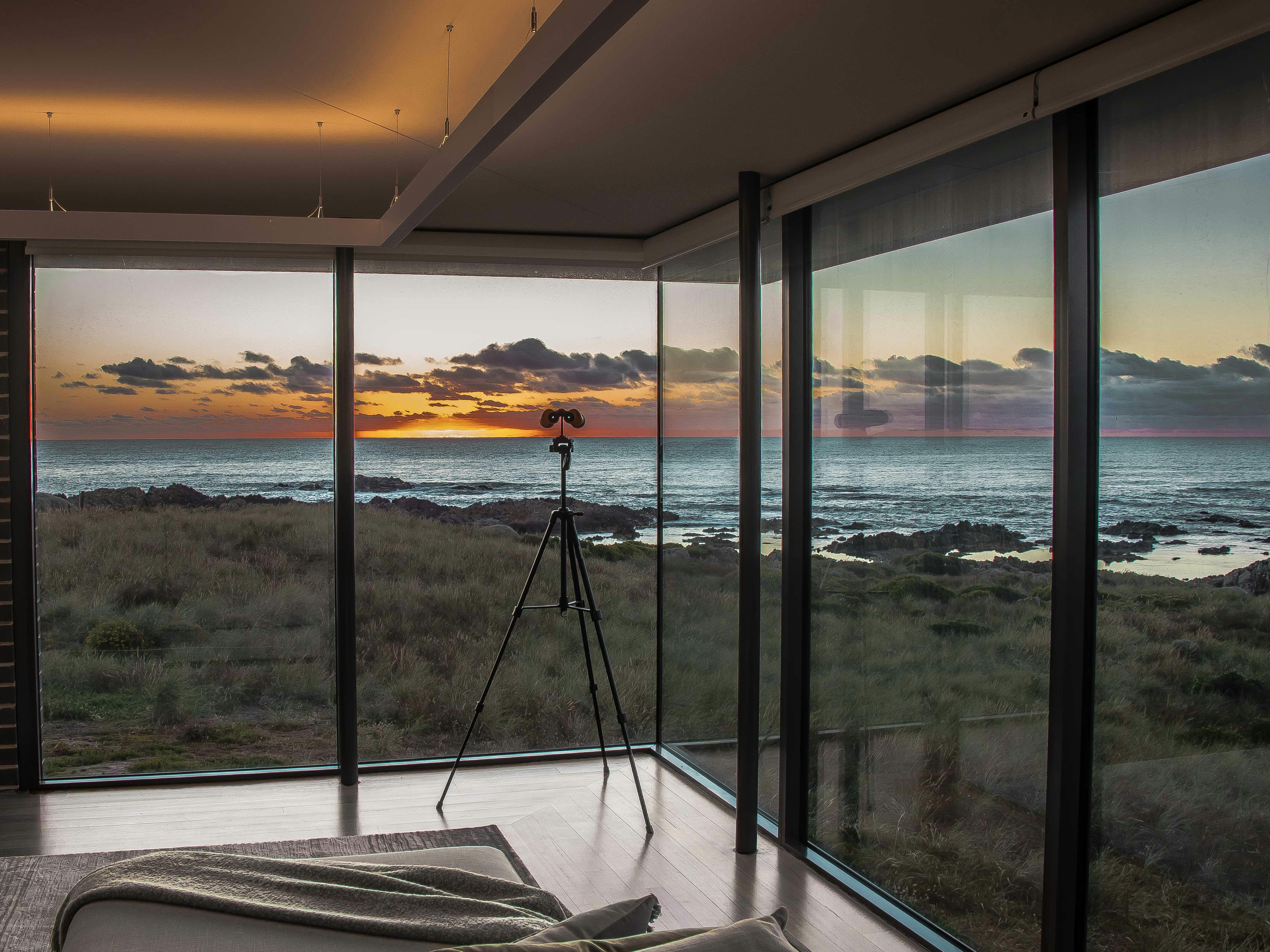 King Island romantic escape sunset at Ettrick Rocks