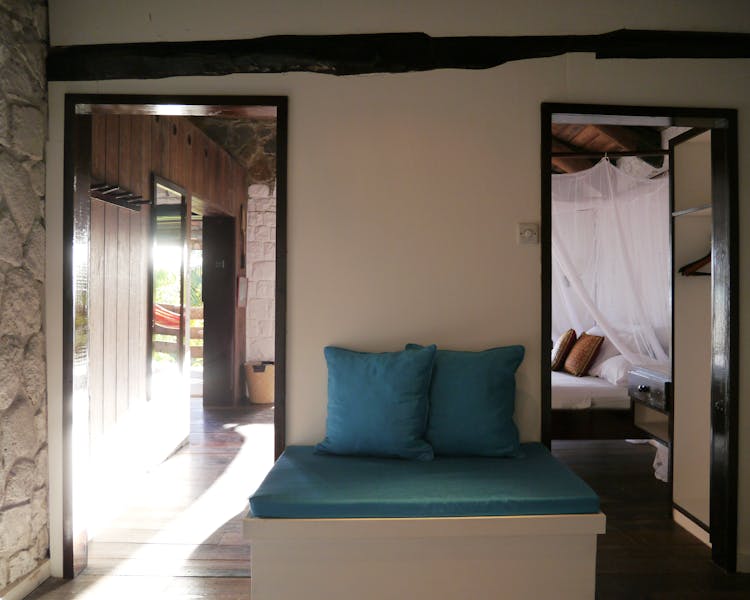 Rooms and Suites, Hotels and Guest Houses on Bequia