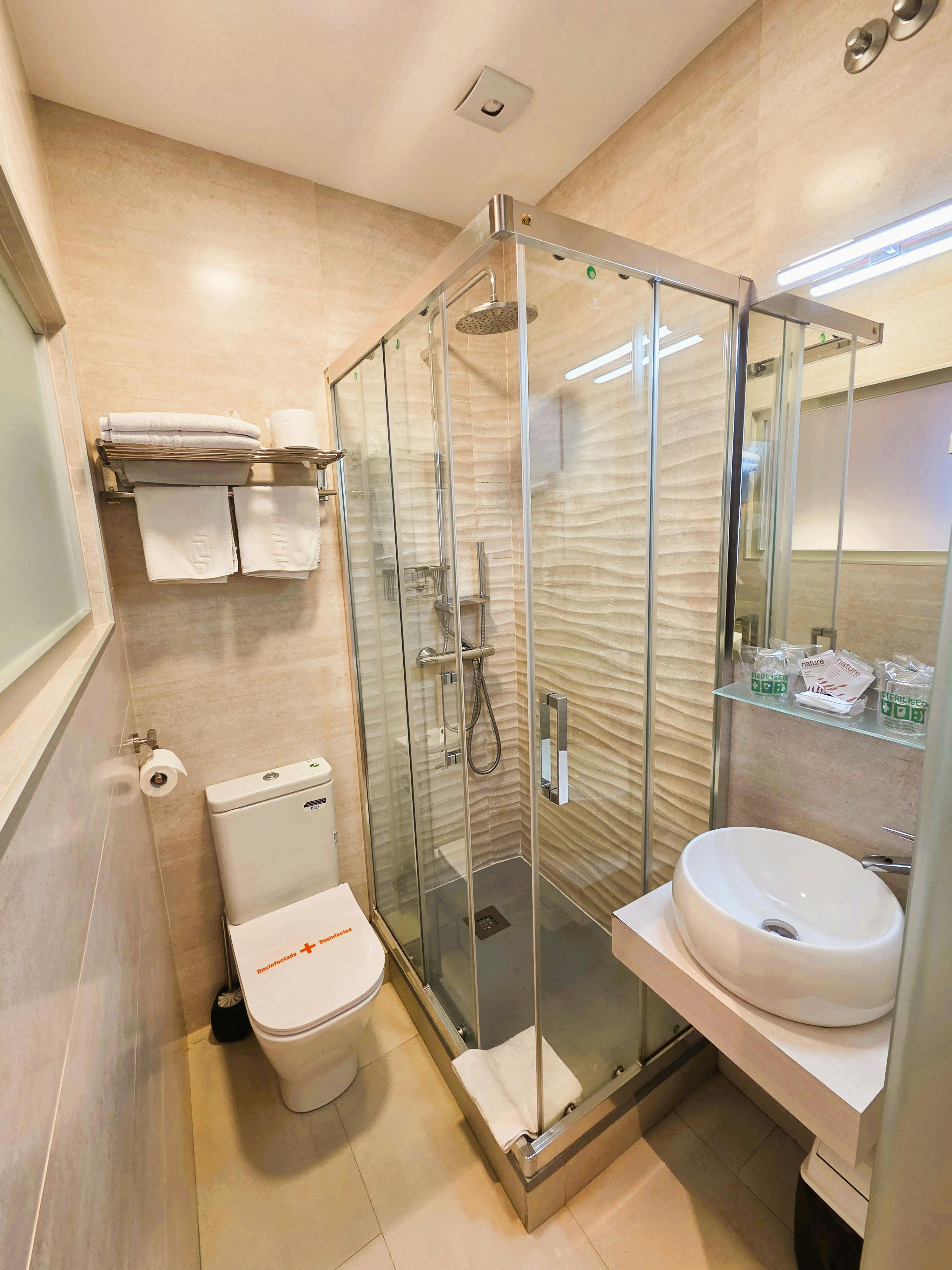 Baño habitación doble exterior