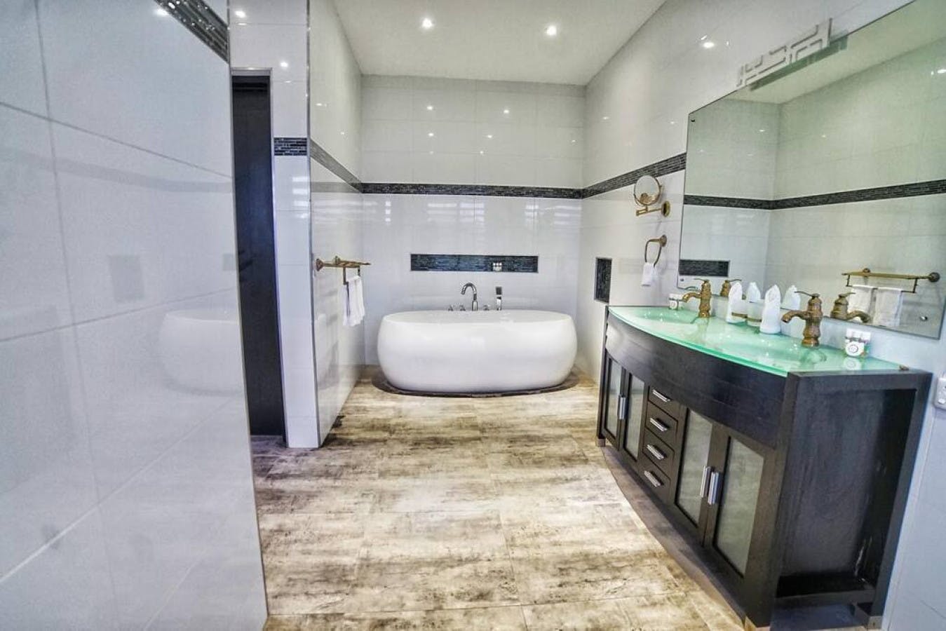 #PrivateVillaInFiji#FijiRetreats#LuxuryIslandLiving #PrivateVillaGetaways#TropicalHideaways#ExclusiveFijiEscapes#IslandLiving