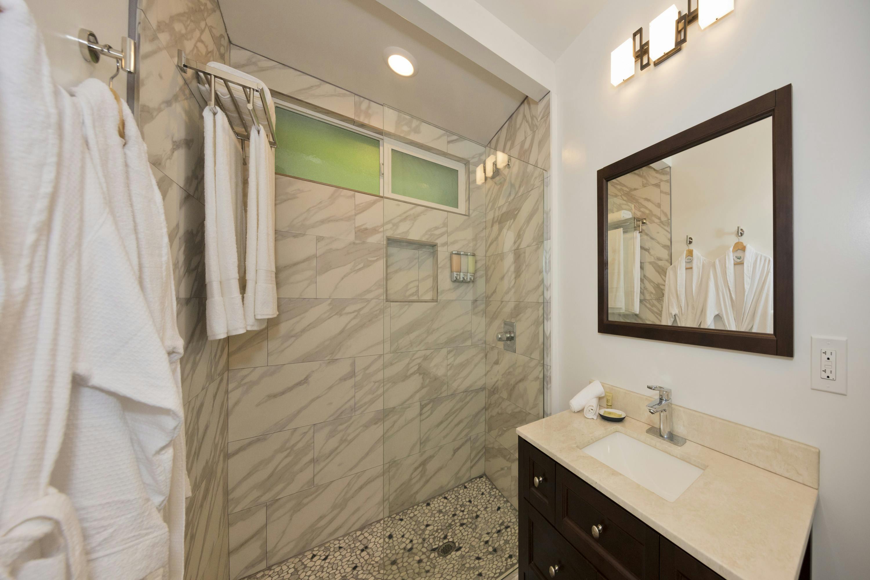 Bathroom - Bamboo Room