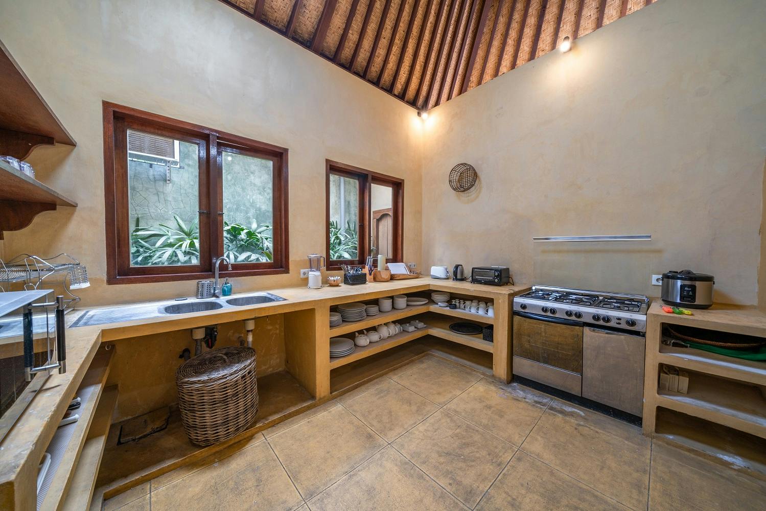 Kitchen, Kitchenette