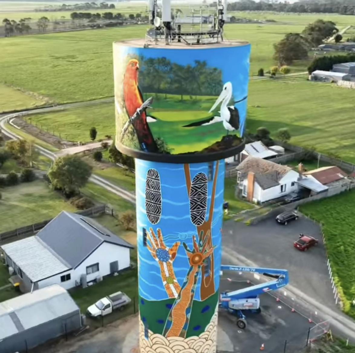 Yarram Water Tower Heesco Town Yarram mural
