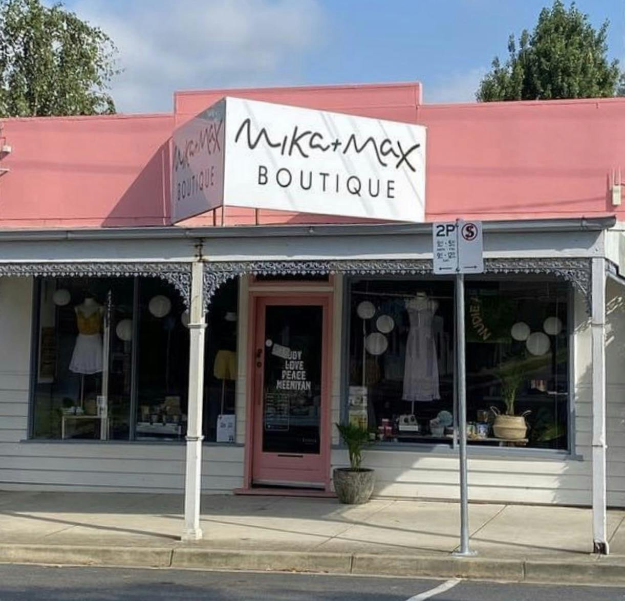 Mika & Max Boutique Meeniyan