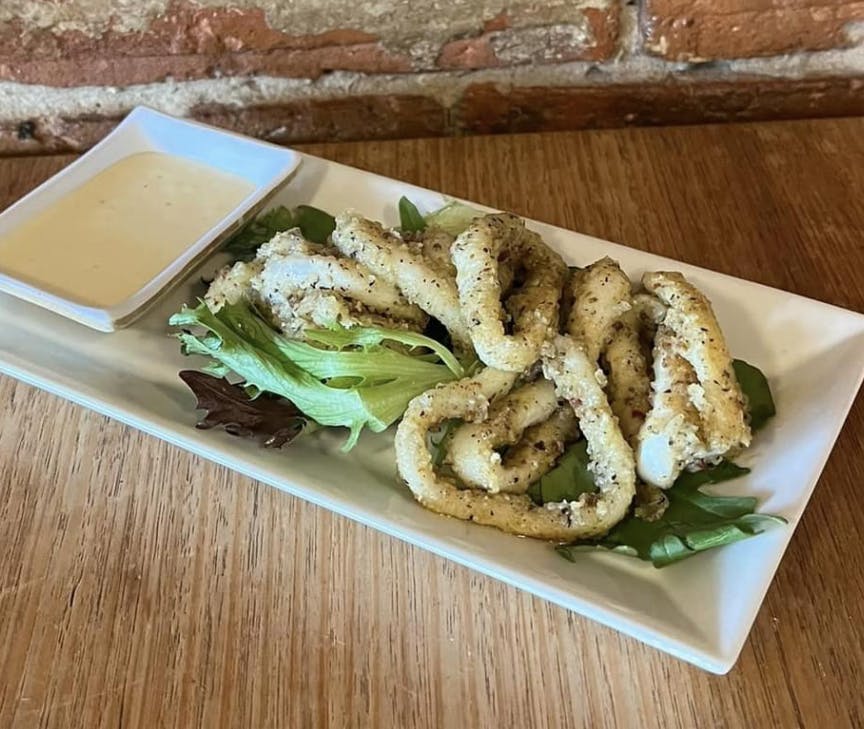 fresh calamari at Versicilia Ristorante